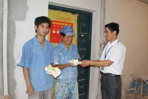 02.jpg